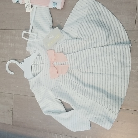 NWT Dylan & Abby Two Piece Shirt and Pant Set- Size 12m - Picture 4 of 6
